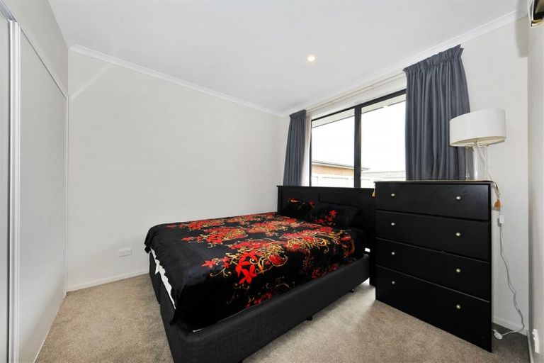 Photo of property in 24 Sholto Duncan Crescent, Halswell, Christchurch, 8025