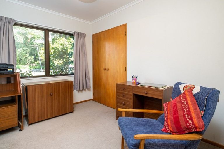 Photo of property in 2 Hunters Hill, Havelock North, 4130