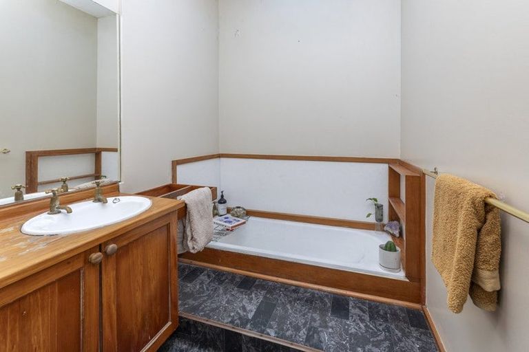 Photo of property in 13 Roosevelt Avenue, St Albans, Christchurch, 8014