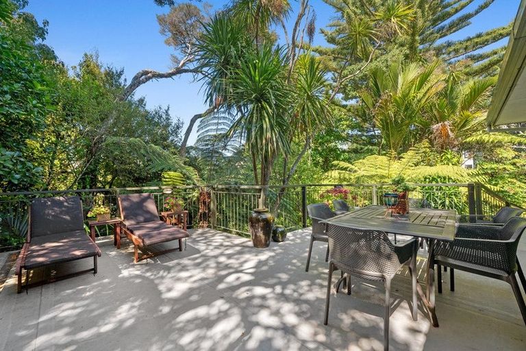 Photo of property in 71a Rangatira Road, Beach Haven, Auckland, 0626