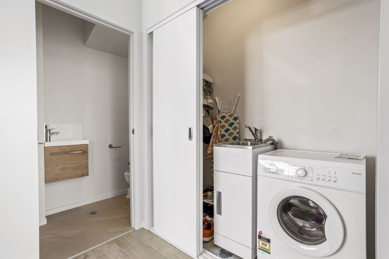 Photo of property in 44 Walter Merton Road, Hobsonville, Auckland, 0616