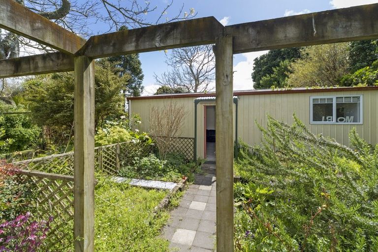 Photo of property in 85 South Road, Manaia, 4612