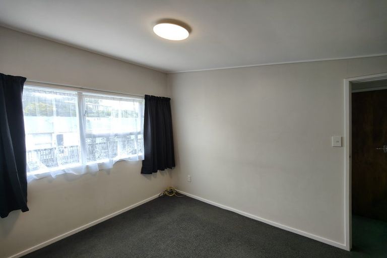 Photo of property in 5/21 Collins Avenue, Tawa, Wellington, 5028