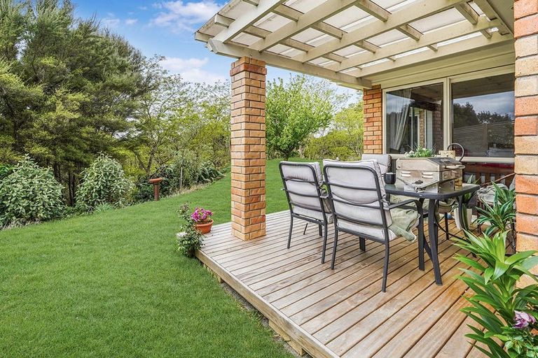 Photo of property in 43 Sovereign Isle Lane, Rototuna, Hamilton, 3210