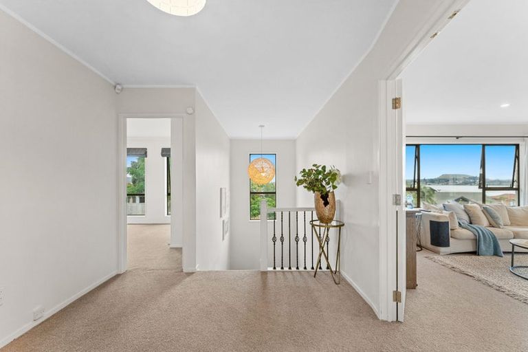 Photo of property in 19 Venus Place, Half Moon Bay, Auckland, 2012