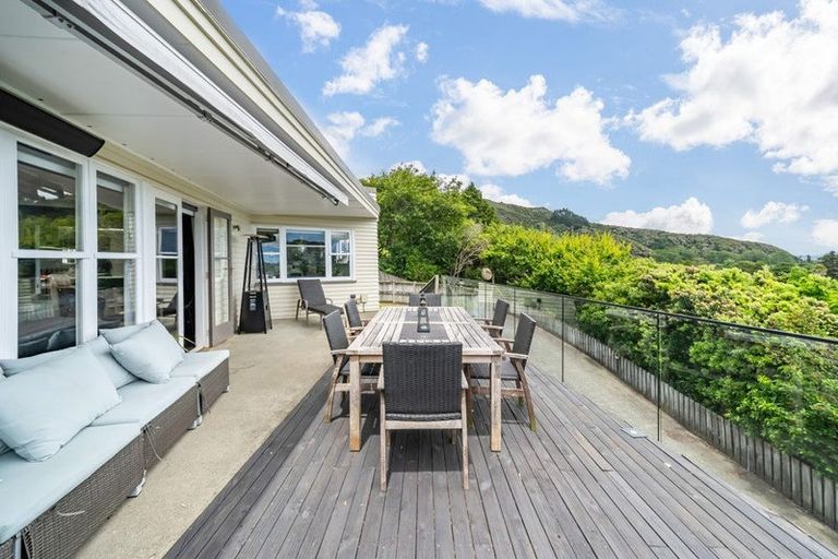 Photo of property in 71 Wyndrum Avenue, Waterloo, Lower Hutt, 5011