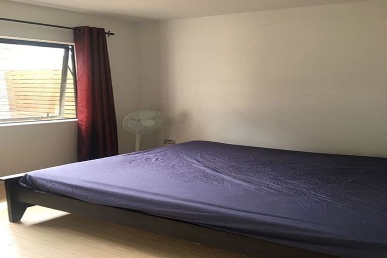 Photo of property in 219a Gills Road, Albany Heights, Auckland, 0632