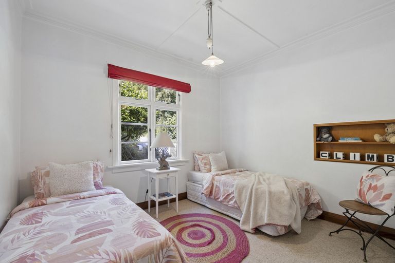 Photo of property in 30 Glengyle Street, Vauxhall, Dunedin, 9013