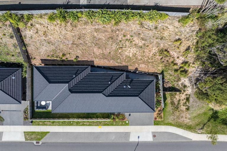 Photo of property in 45 Tradewinds Drive, Whitby, Porirua, 5024