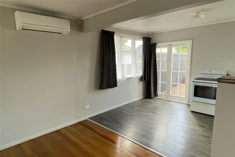 Photo of property in 105 Porchester Road, Papakura, 2110