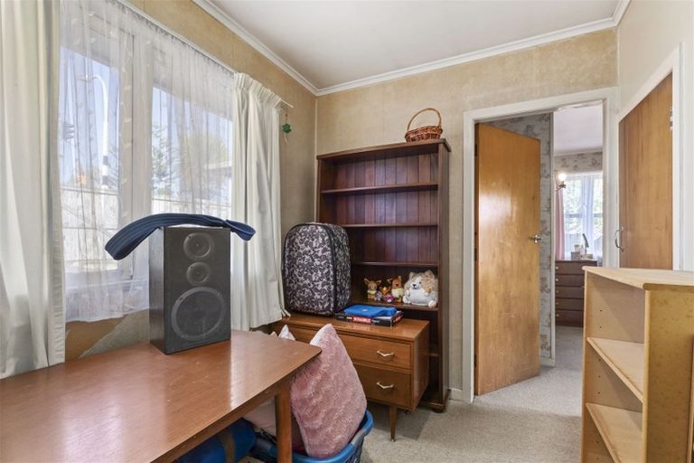 Photo of property in 399 Wairau Road, Totara Vale, Auckland, 0629