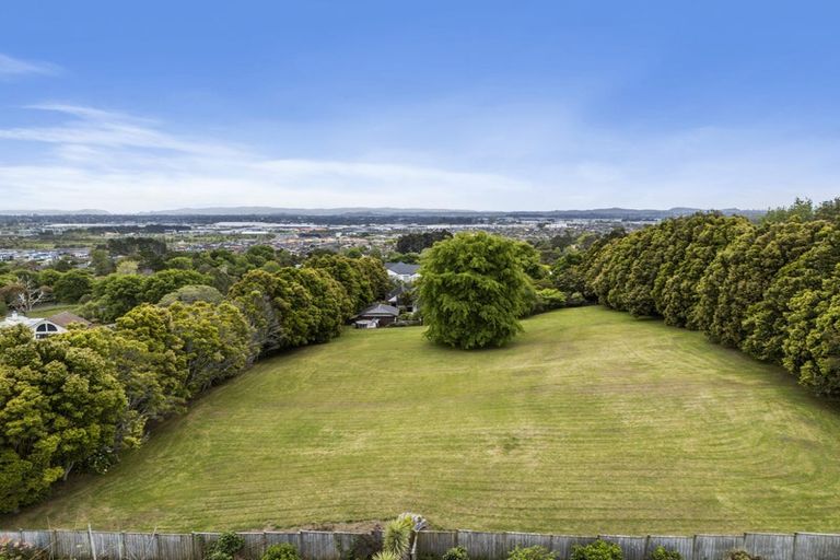 Photo of property in 11 Gracechurch Drive, Flat Bush, Auckland, 2016