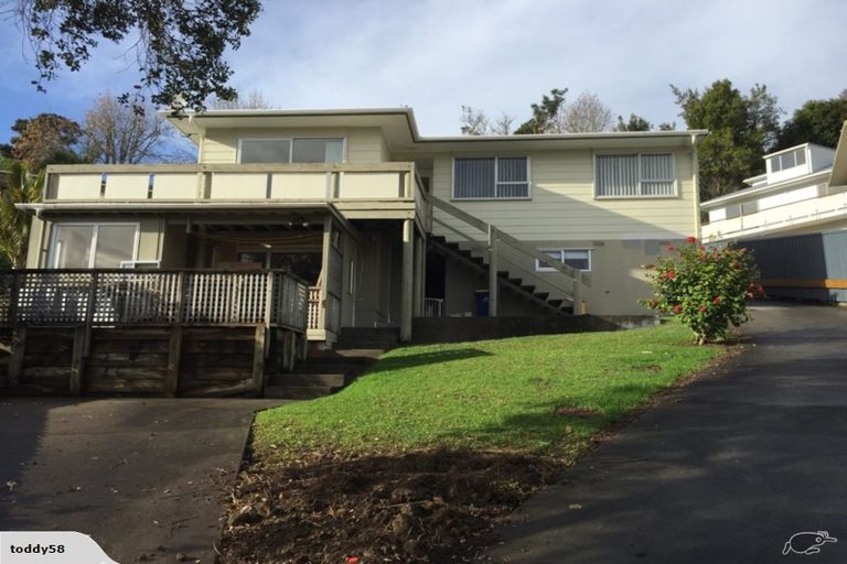 Photo of property in 1/21 Bonito Place, Bayview, Auckland, 0629