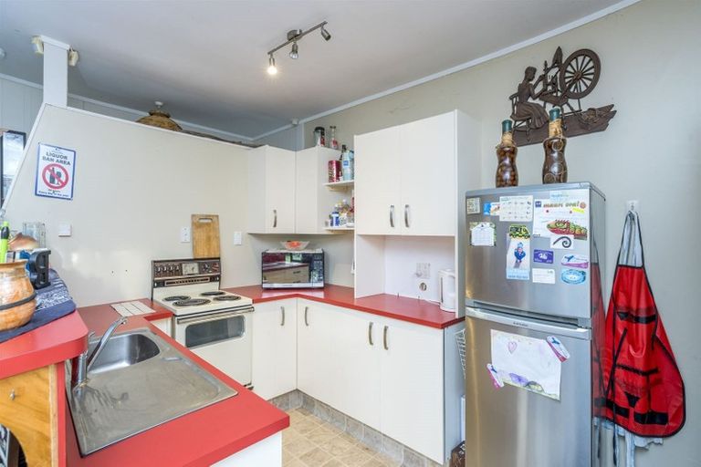Photo of property in 34 Manuka Street, Otaki Beach, Otaki, 5512