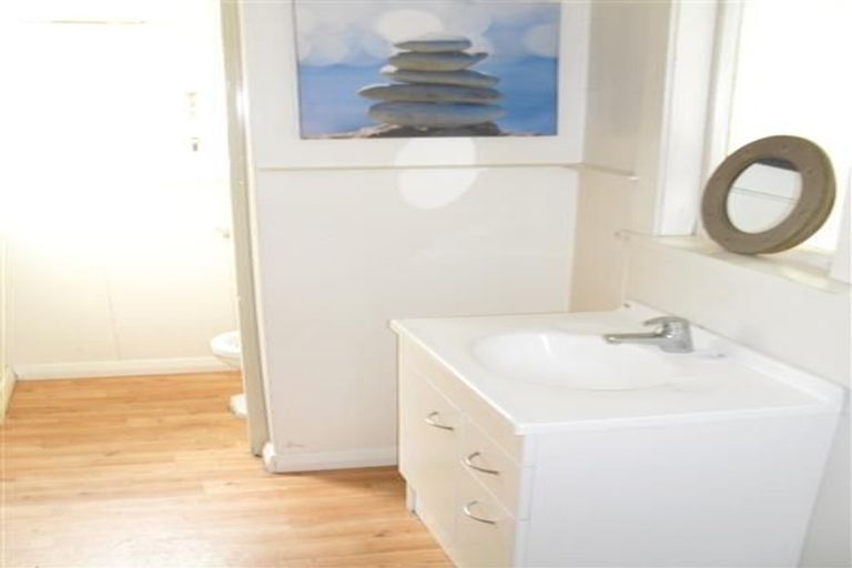 Photo of property in 116 Gore Place, North Dunedin, Dunedin, 9016