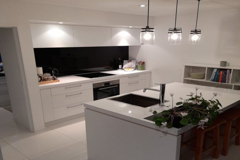 Photo of property in 10 Kawakawa Street, Pegasus, 7612