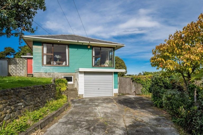 Photo of property in 47 Kiriwai Road, Paremata, Porirua, 5024