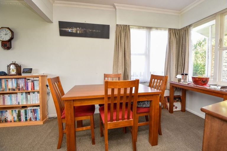 Photo of property in 28 Seddon Street, Carterton, 5713