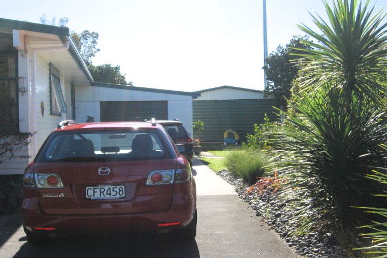 Photo of property in 88 Cascades Road, Pakuranga Heights, Auckland, 2010