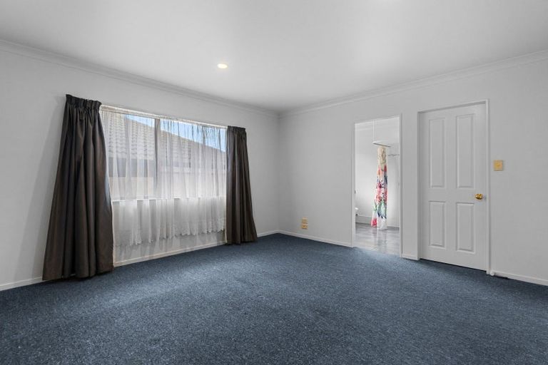 Photo of property in 22 Arrowfield Drive, Pyes Pa, Tauranga, 3112