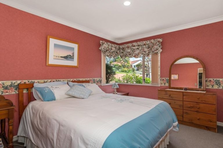 Photo of property in 5 Buckingham Place, Bethlehem, Tauranga, 3110