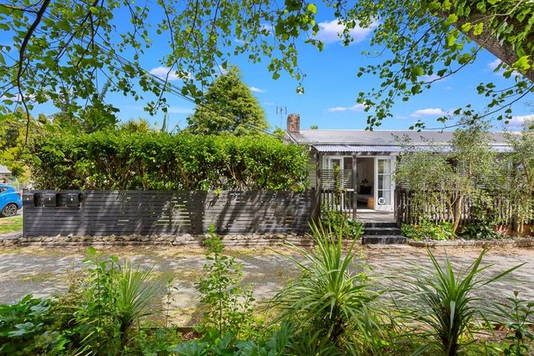 Photo of property in 1/67 Matipo Road, Te Atatu Peninsula, Auckland, 0610