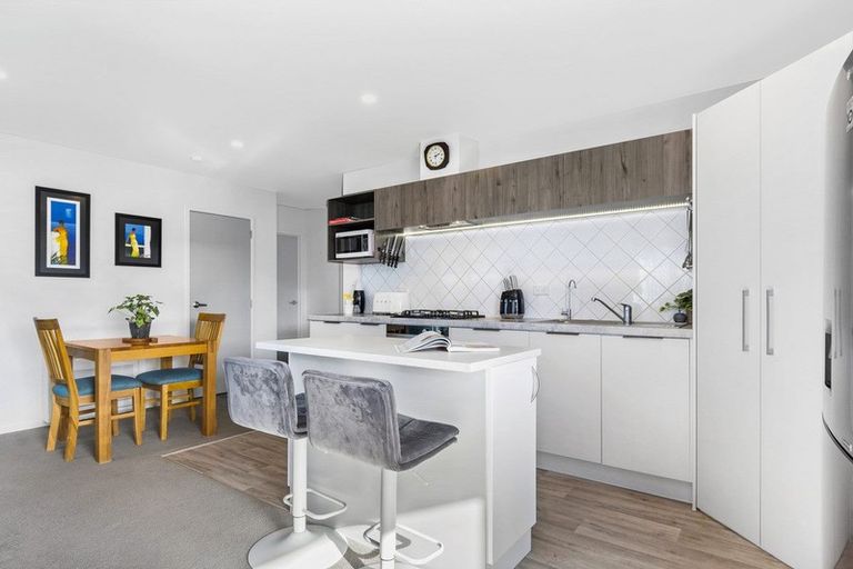 Photo of property in 11 Kamahi Crescent, Papamoa Beach, Papamoa, 3118