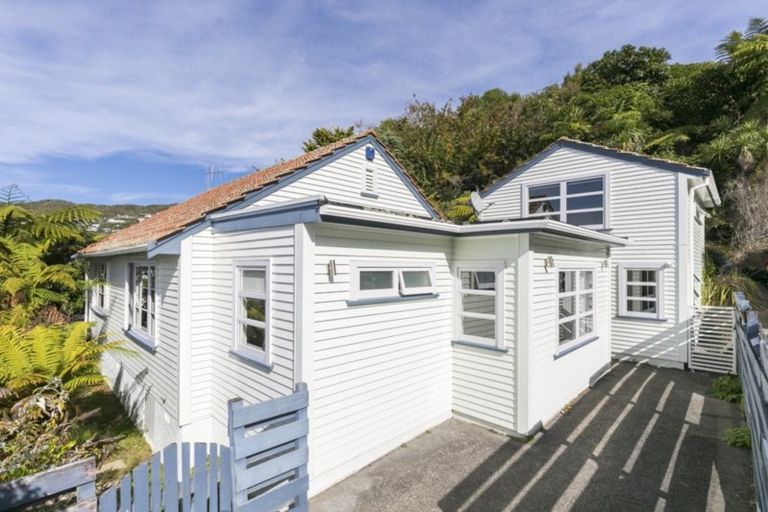 Photo of property in 8 Darwin Street, Karori, Wellington, 6012