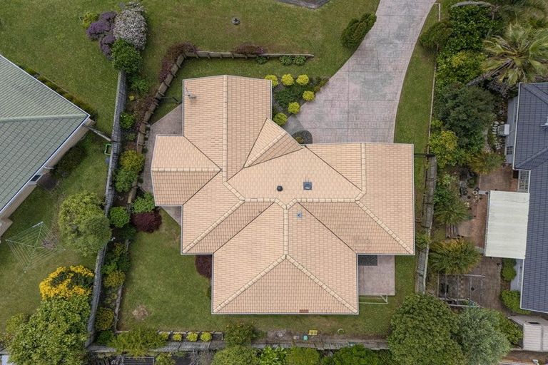 Photo of property in 8 Godwin Court, Unsworth Heights, Auckland, 0632