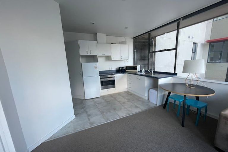 Photo of property in Terrace Tower Apartments, 11a/126 The Terrace, Wellington Central, Wellington, 6011