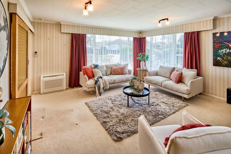 Photo of property in 56 Naenae Road, Naenae, Lower Hutt, 5011