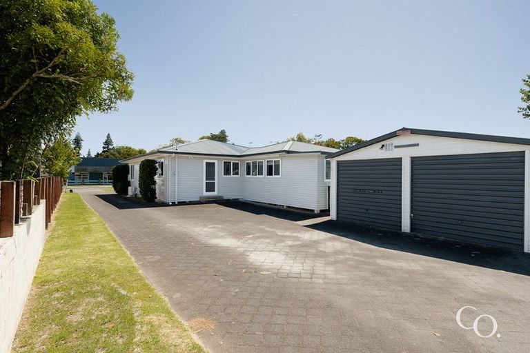 Photo of property in 430 Devonport Road, Tauranga South, Tauranga, 3112