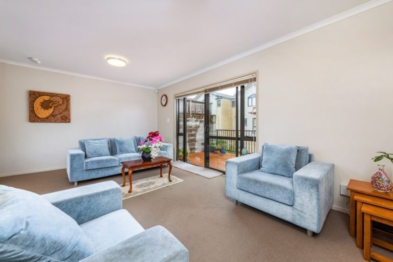 Photo of property in St Claire Village, 5/172 Mcleod Road, Te Atatu South, Auckland, 0610