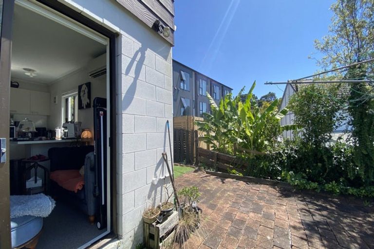 Photo of property in 124 Stapleford Crescent, Browns Bay, Auckland, 0630
