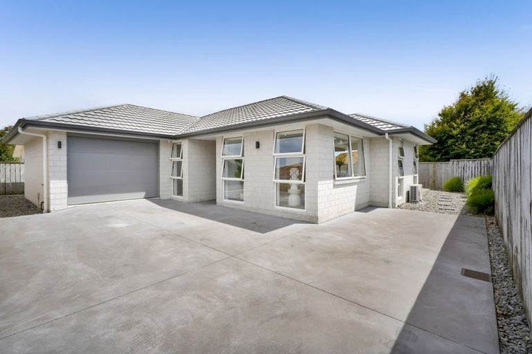 Photo of property in 33a Upjohn Street, Brooklands, New Plymouth, 4310