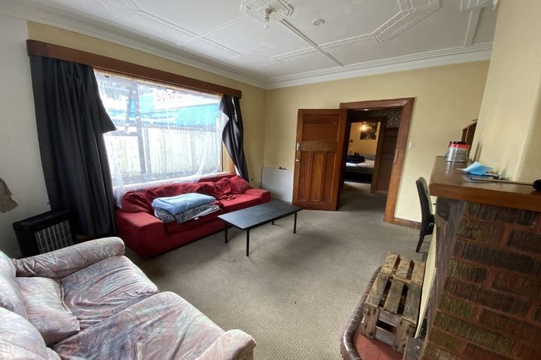 Photo of property in 6 Howe Street, North Dunedin, Dunedin, 9016