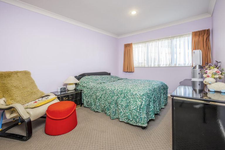 Photo of property in 22 Mccahill Views, Botany Downs, Auckland, 2010