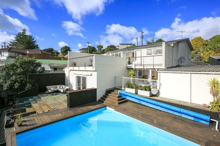 Photo of property in 13 Hillcrest Road, Hatfields Beach, Orewa, 0931