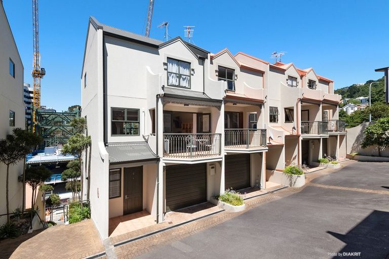 Photo of property in 83c Hill Street, Thorndon, Wellington, 6011