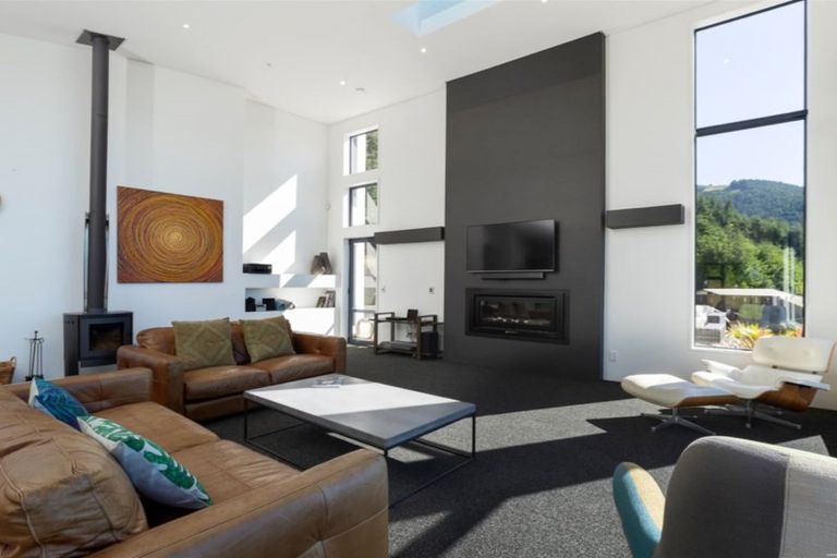 Photo of property in 9 Vanda Place, Fernhill, Queenstown, 9300