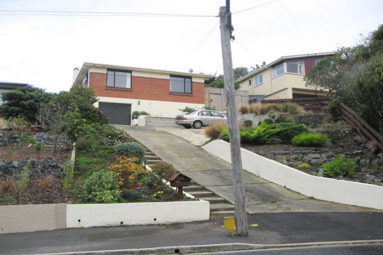 Photo of property in 23 Chisholm Place, Tainui, Dunedin, 9013