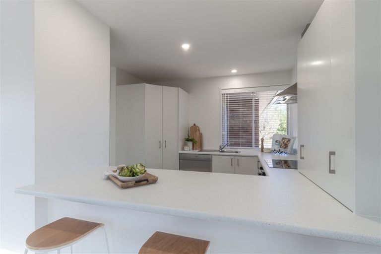 Photo of property in 75a Farquhars Road, Redwood, Christchurch, 8051