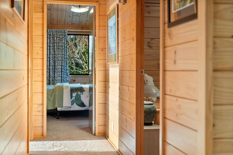 Photo of property in 53d Kotare Street, Waikanae, 5036