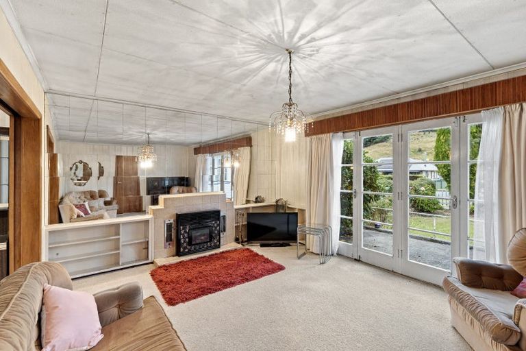 Photo of property in 45 Goldfinch Street, Taihape, 4720