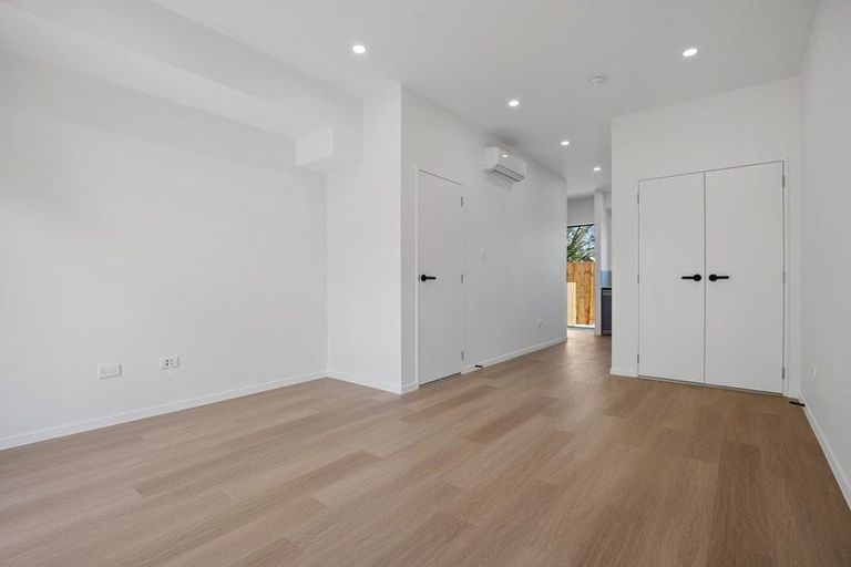 Photo of property in 140e Weymouth Road, Manurewa, Auckland, 2102