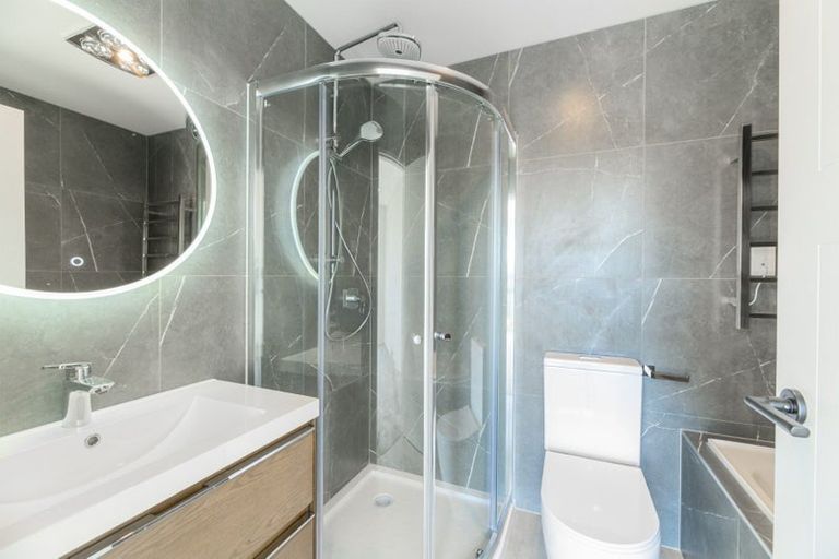 Photo of property in 40 The Boulevard, Sunnyhills, Auckland, 2010