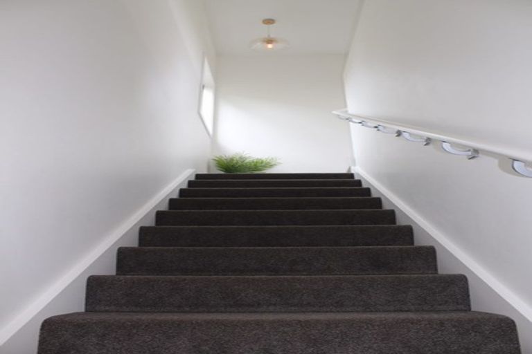 Photo of property in 111g Cliffs Road, Saint Clair, Dunedin, 9012