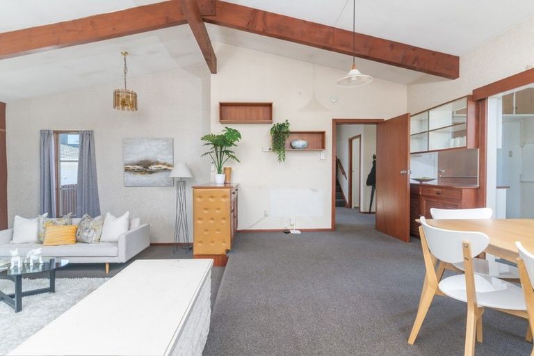 Photo of property in 1/15 Dovedale Avenue, Ilam, Christchurch, 8041