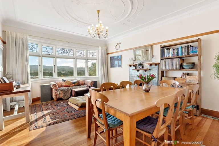 Photo of property in 35 Townsend Road, Miramar, Wellington, 6022