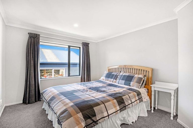 Photo of property in 21 Collins Drive, Waikuku Beach, 7402